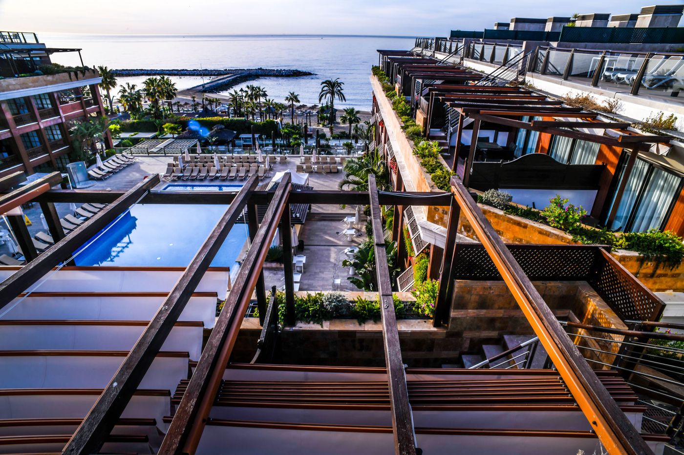 Gran Hotel Guadalpin Banús przy plaży