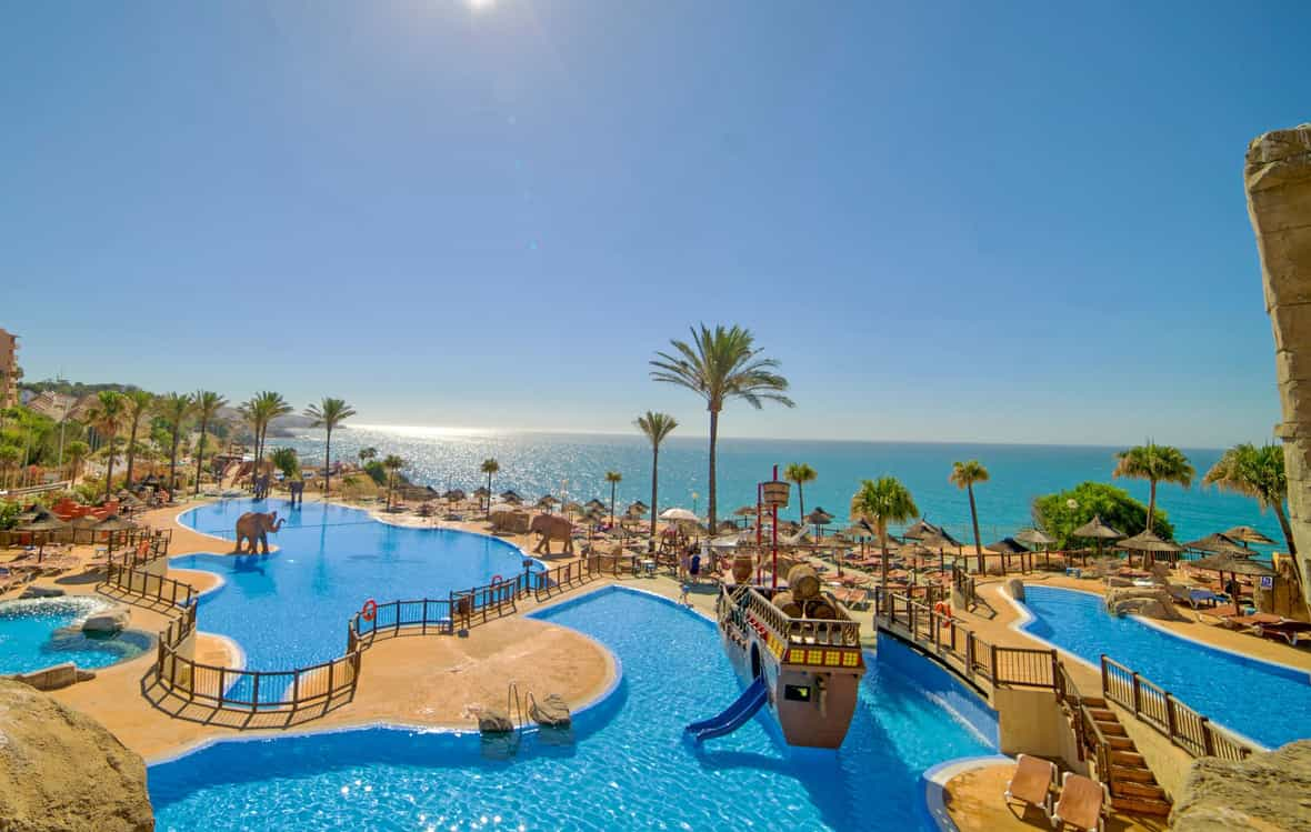 Holiday World Resort - Benalmadena, Costa del Sol - On The Beach