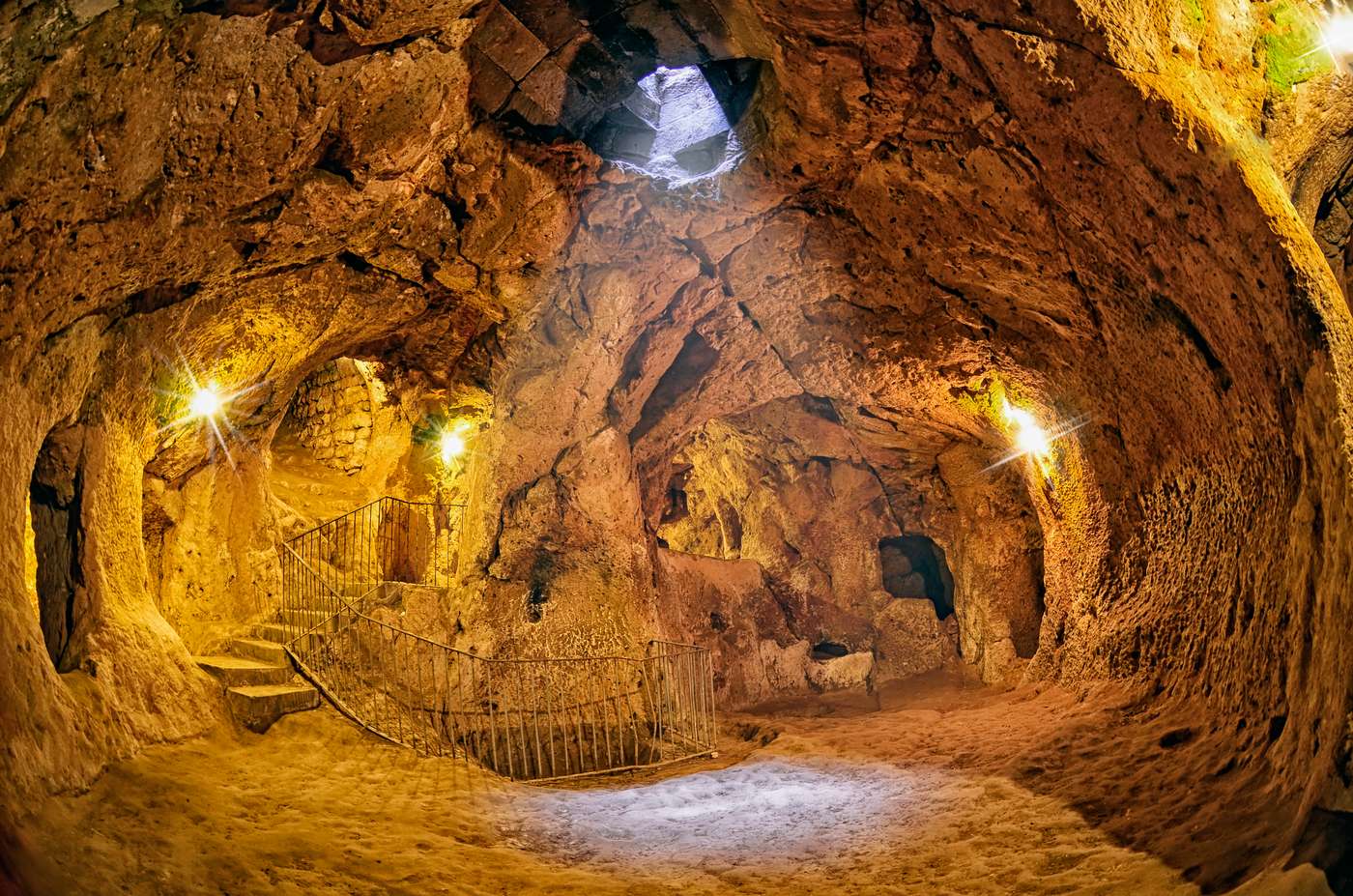Cappadocia - Places to Visit - Derinkuyu Underground City