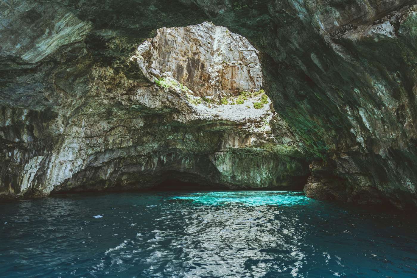Thunderball Grotto / Lucayan National Park / Stuart's Cove