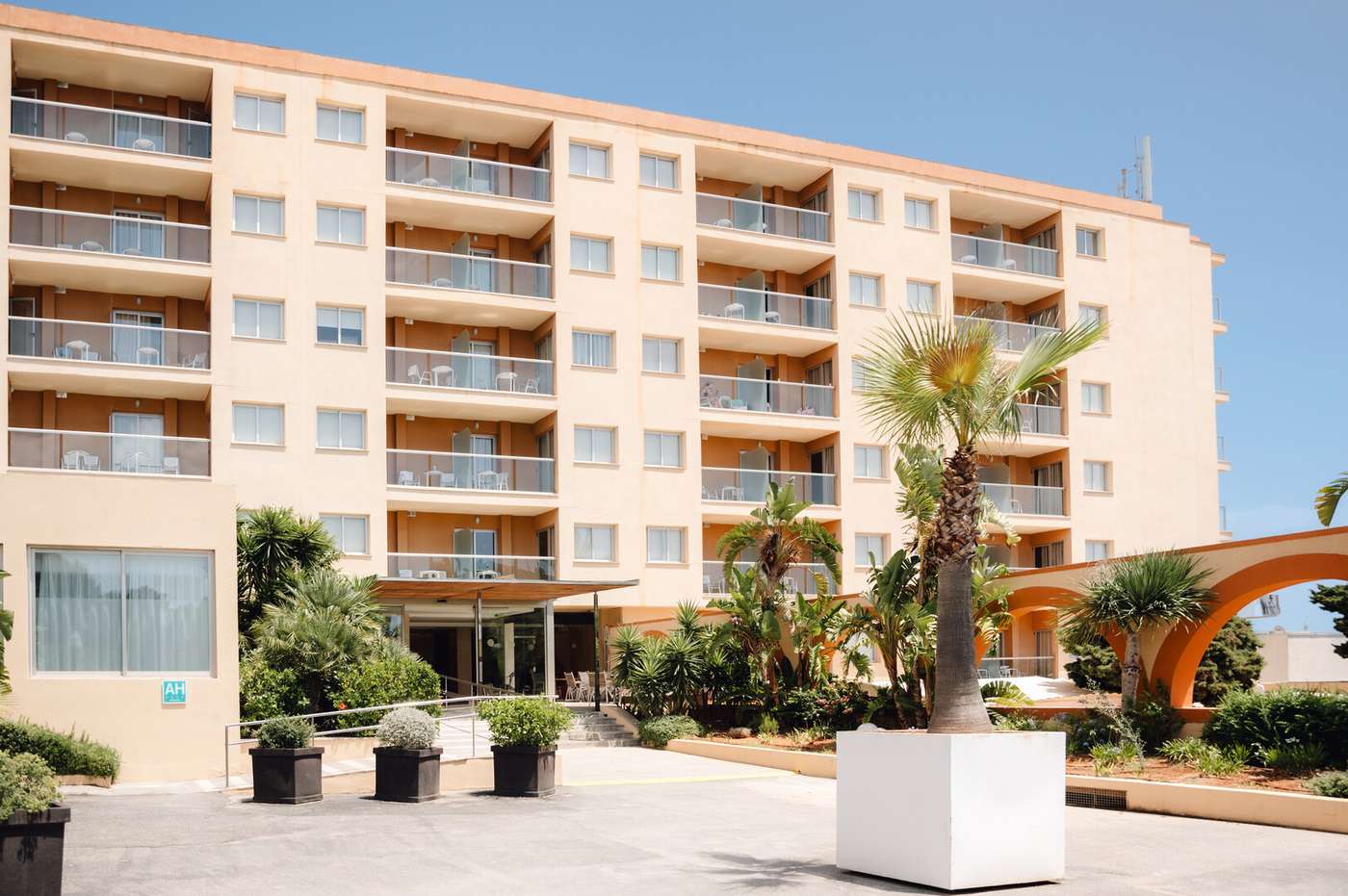 A BLUESEA Salina hotel