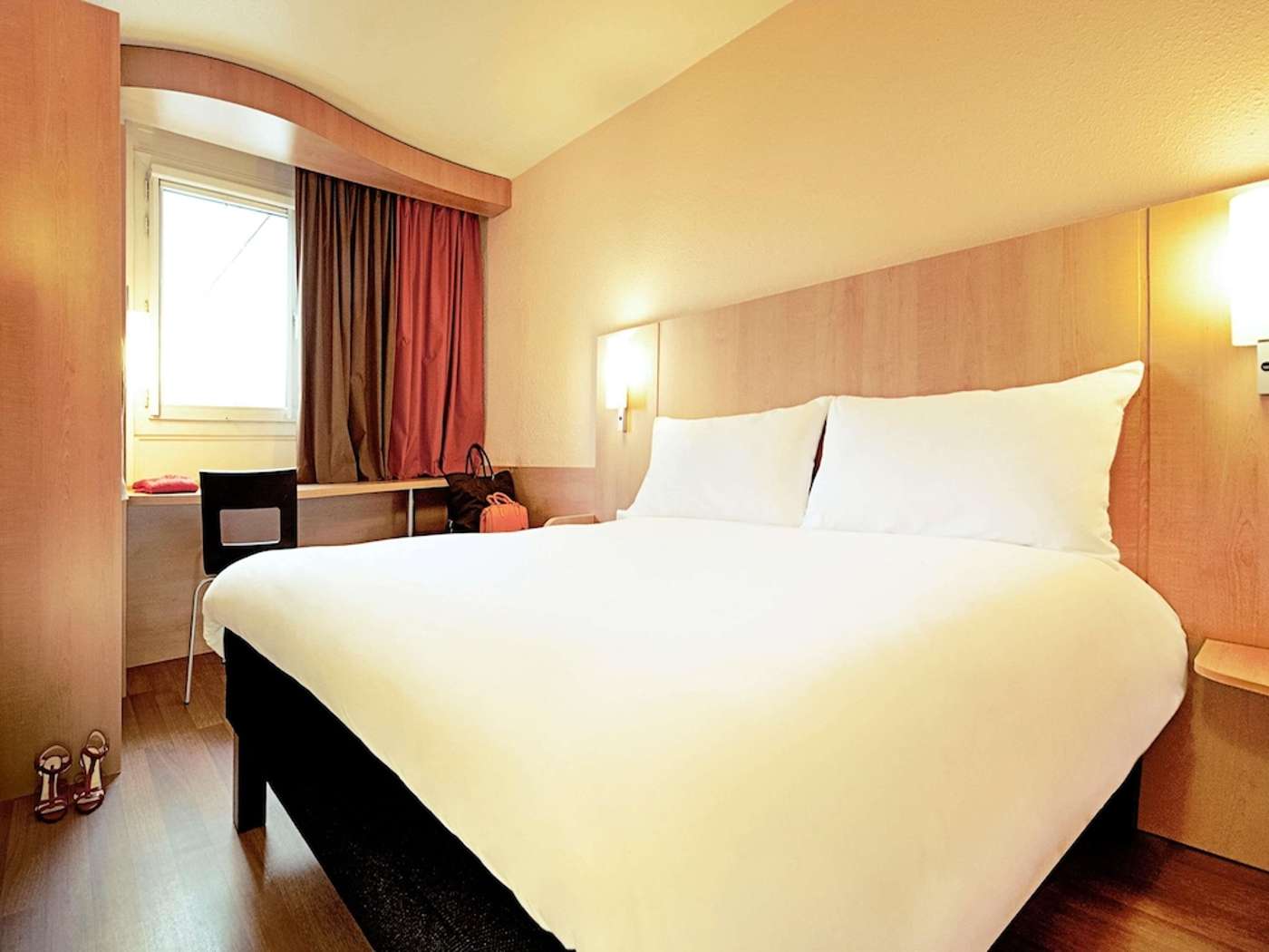 expedia-3165158-4