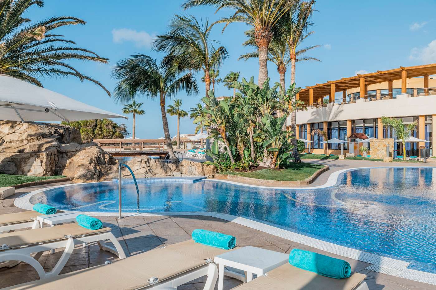 A Iberostar Waves Playa Gaviotas hotel