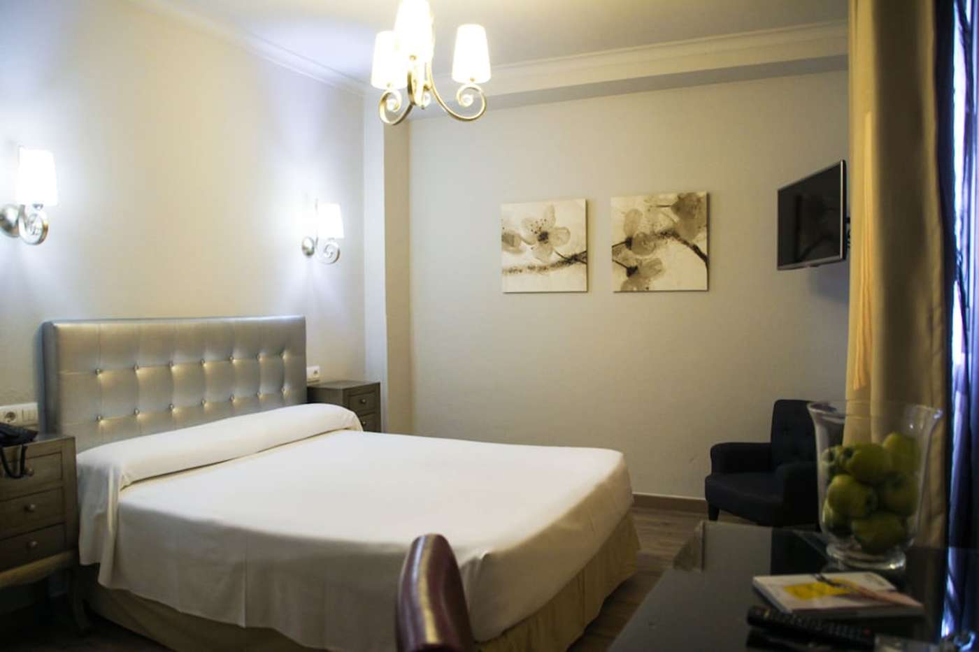 expedia-3163839-9