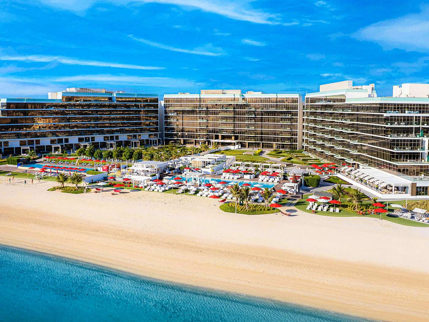 A Th8 Palm Dubai Beach Resort, Vignette Collection hotel