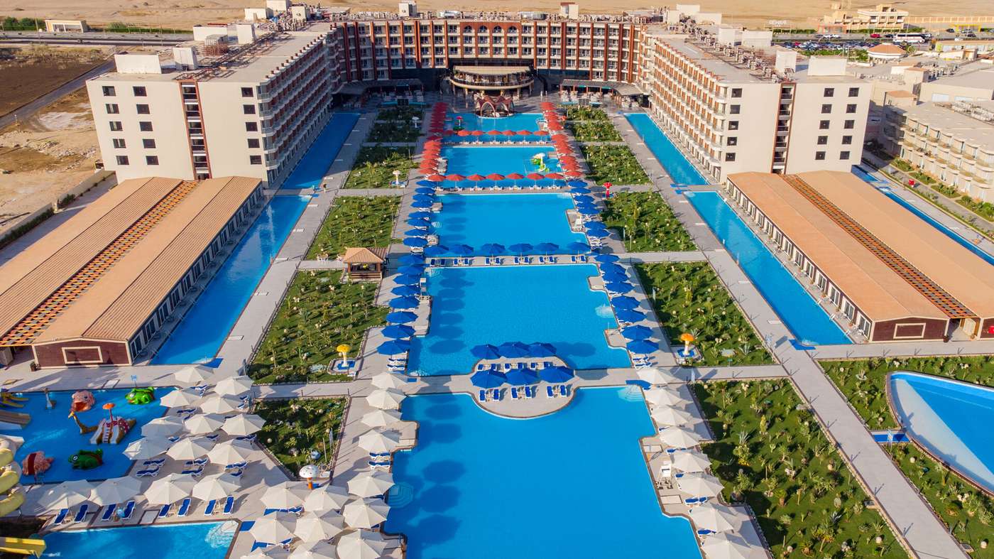 A Rewaya Majestic Resort hotel