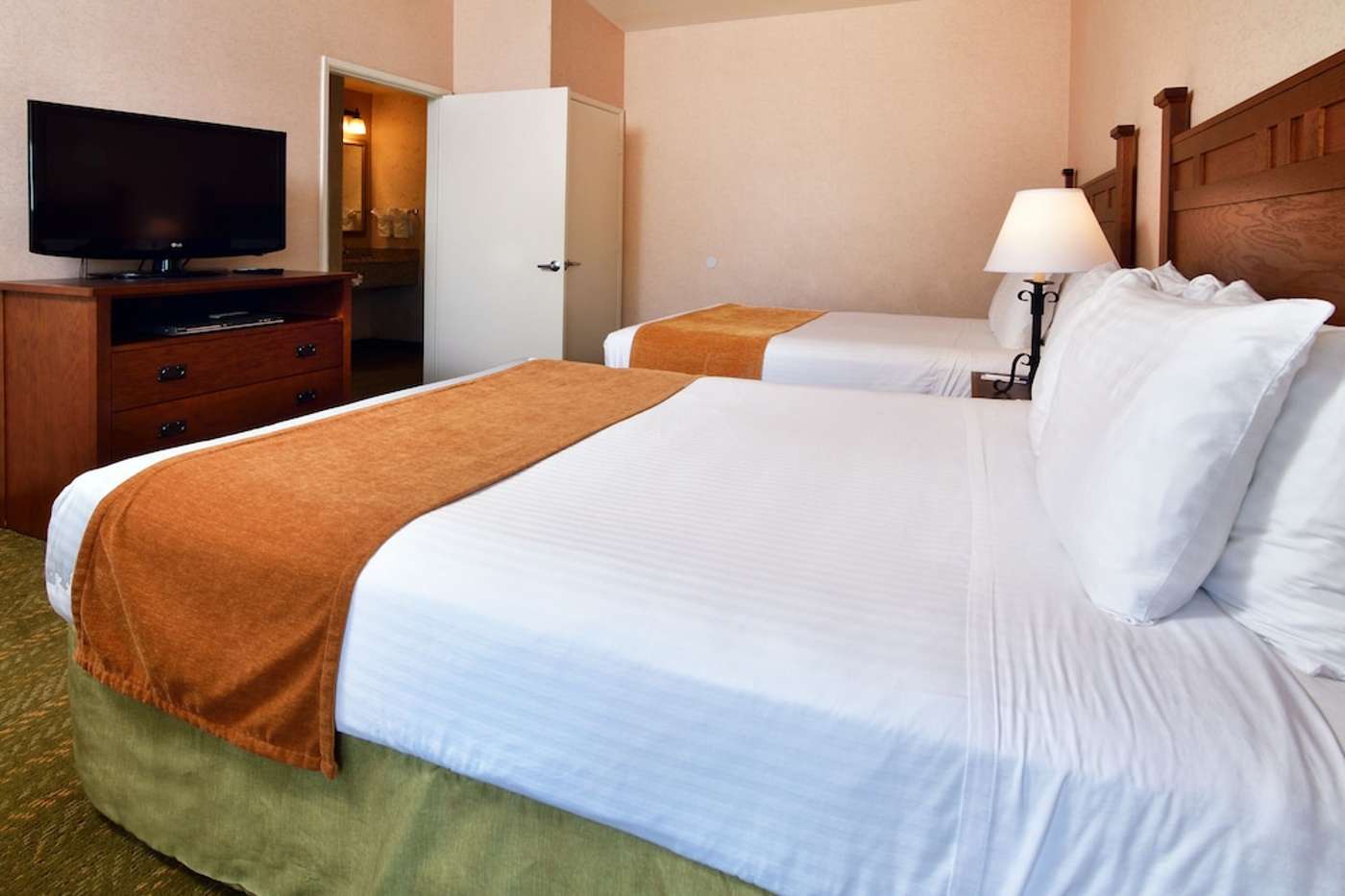 expedia-3159618-5