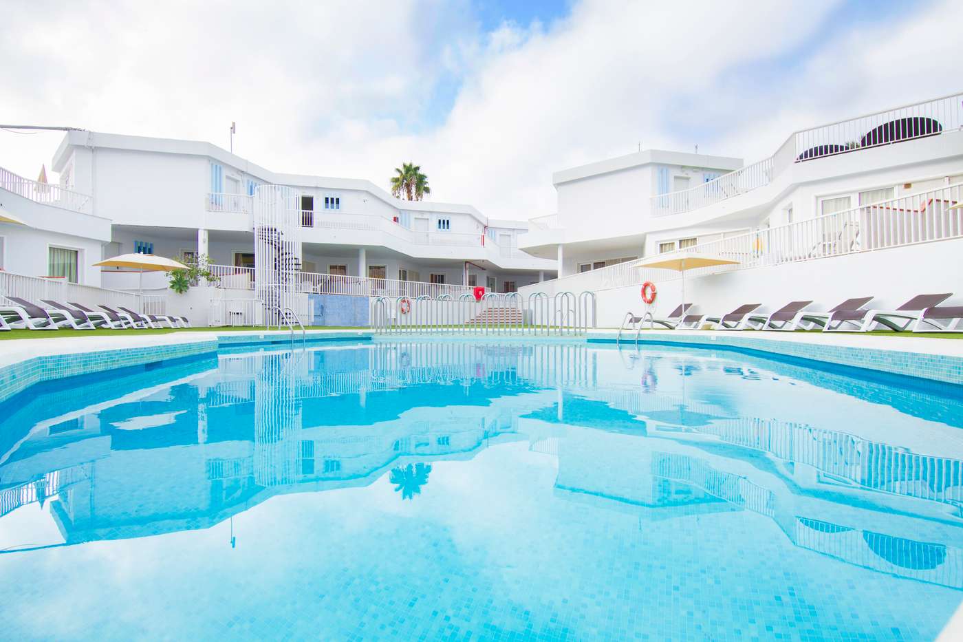 A Checkin Bungalows Atlantida hotel
