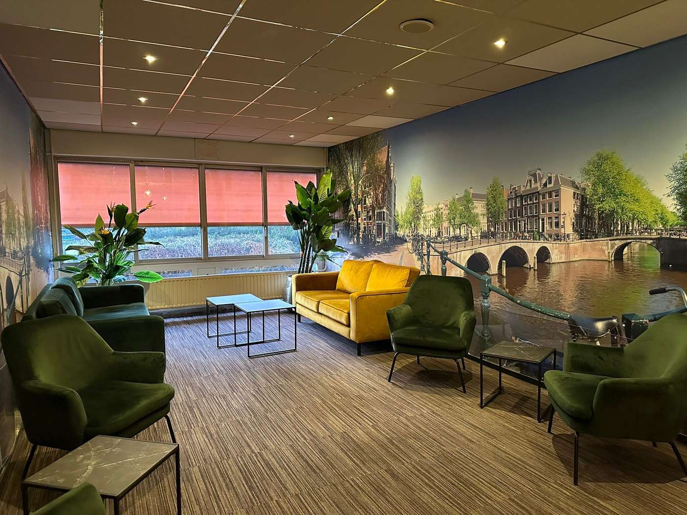 New-West-Inn-Lobby-1