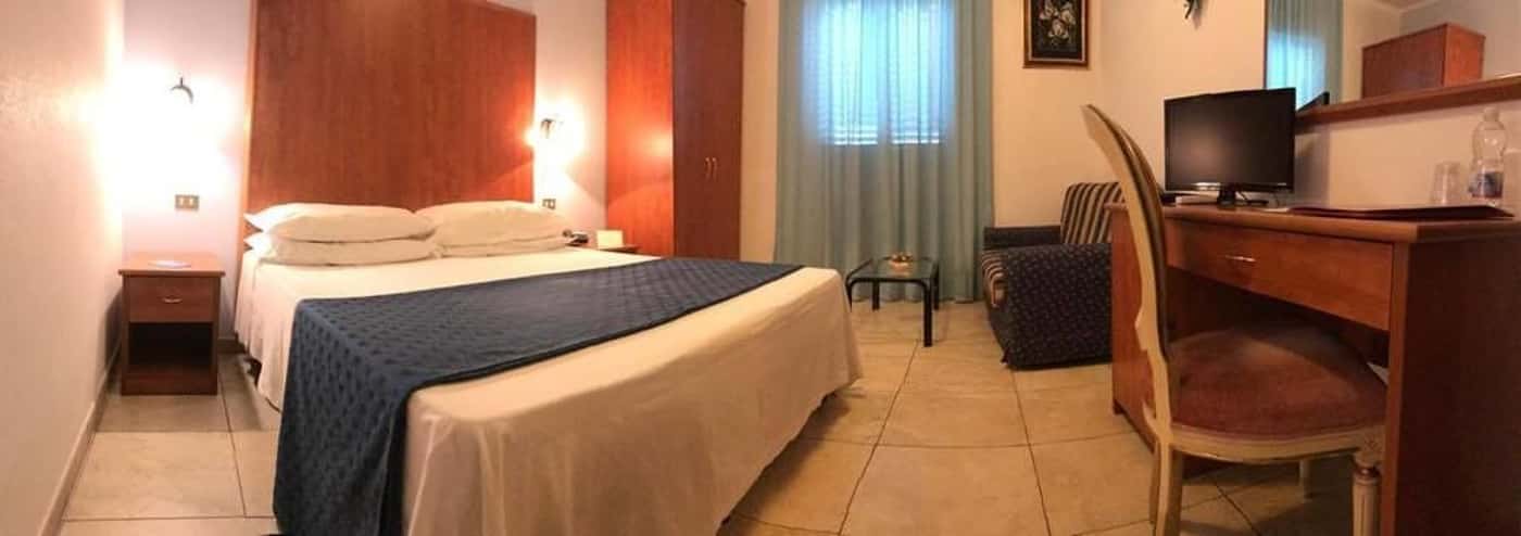 Hotel Magnolia-Italy-GARGANO - VIESTE-Room-8