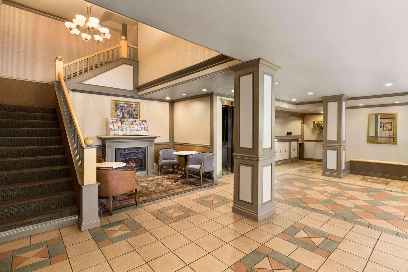 Days Inn by Wyndham Vancouver Downtown-Canada-VANCOUVER-Lobby-5