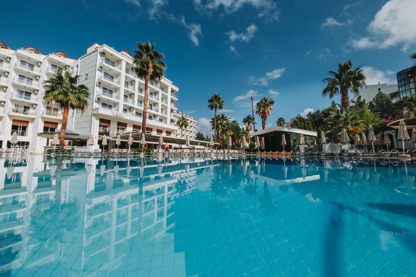 Grand Ideal Premium Hotel