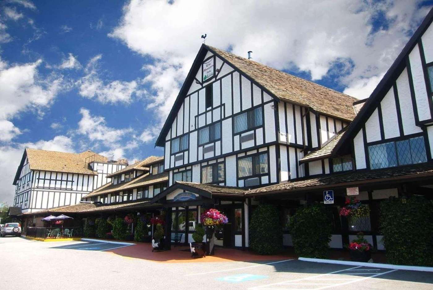 Abercorn Hotel Trademark Collection by Wyndham-Canada-RICHMOND (VANCOUVER A/P)-General view-3