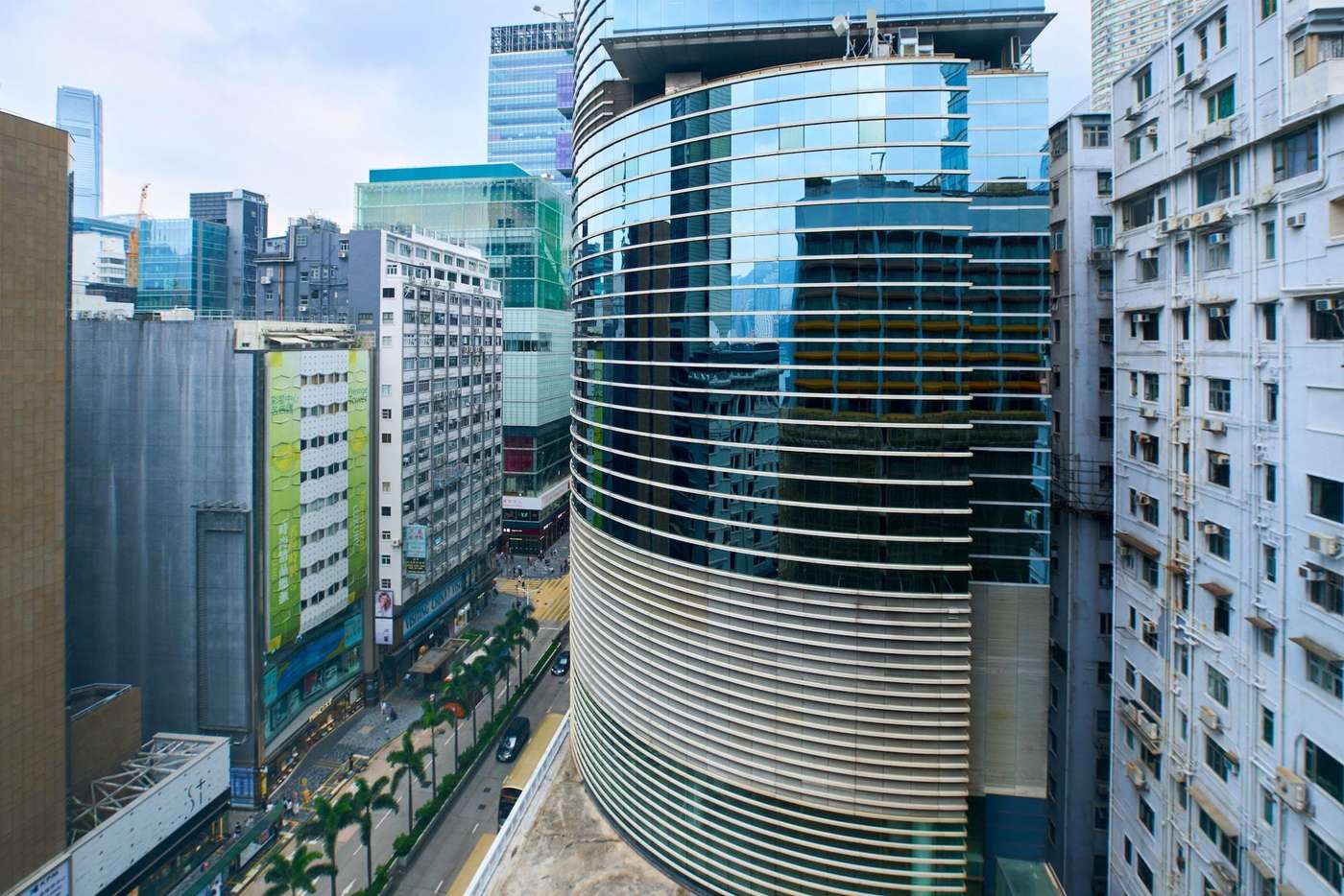 Sheraton-Hong-Kong-Hotel---Towers-Room-1