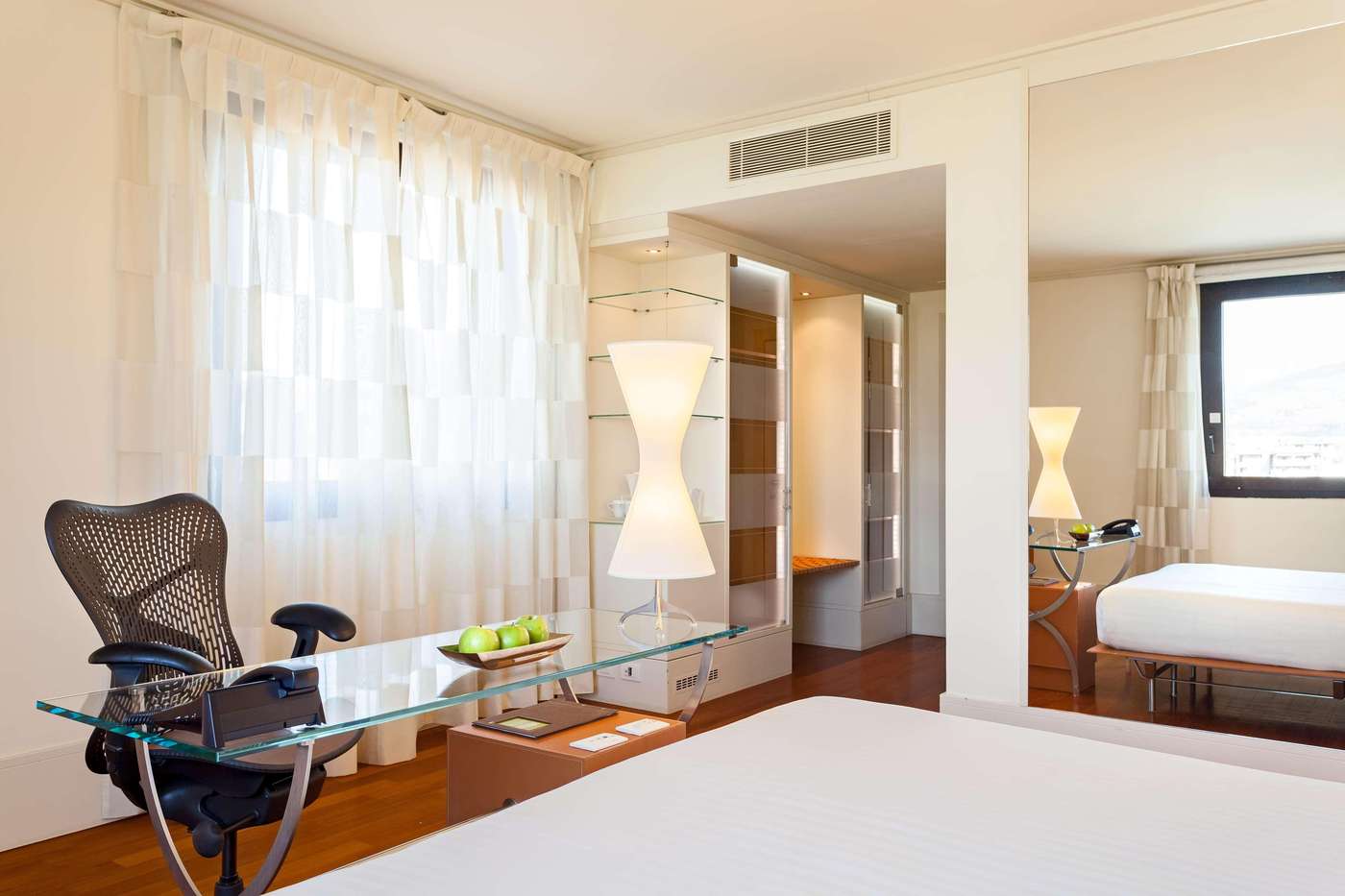 Hilton-Garden-Inn-Florence-Novoli-Room-1