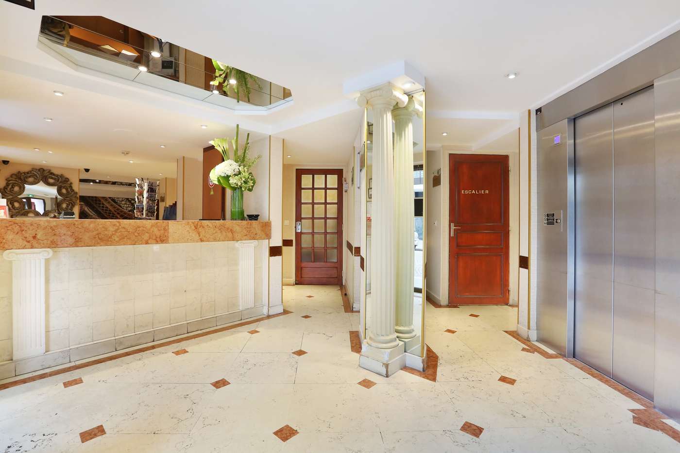 Hotel Beaugrenelle Tour Eiffel-France-Paris-Lobby-5