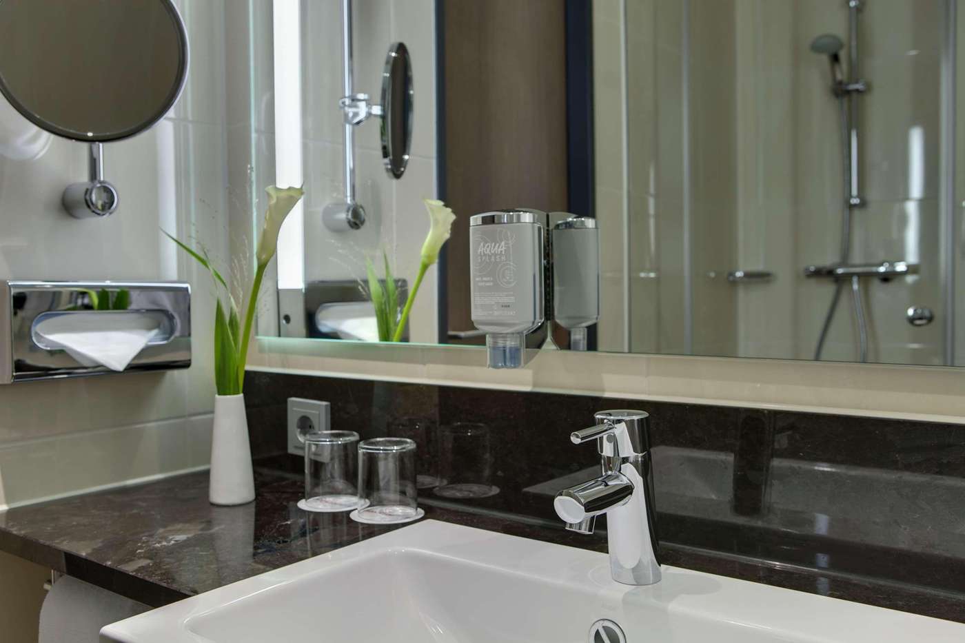 IntercityHotel Berlin Hauptbahnhof - Germany - BERLIN - Room - 0