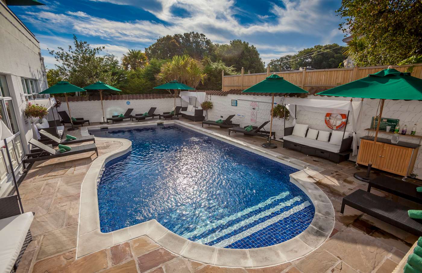 The-Duke-of-Richmond-Pool-1