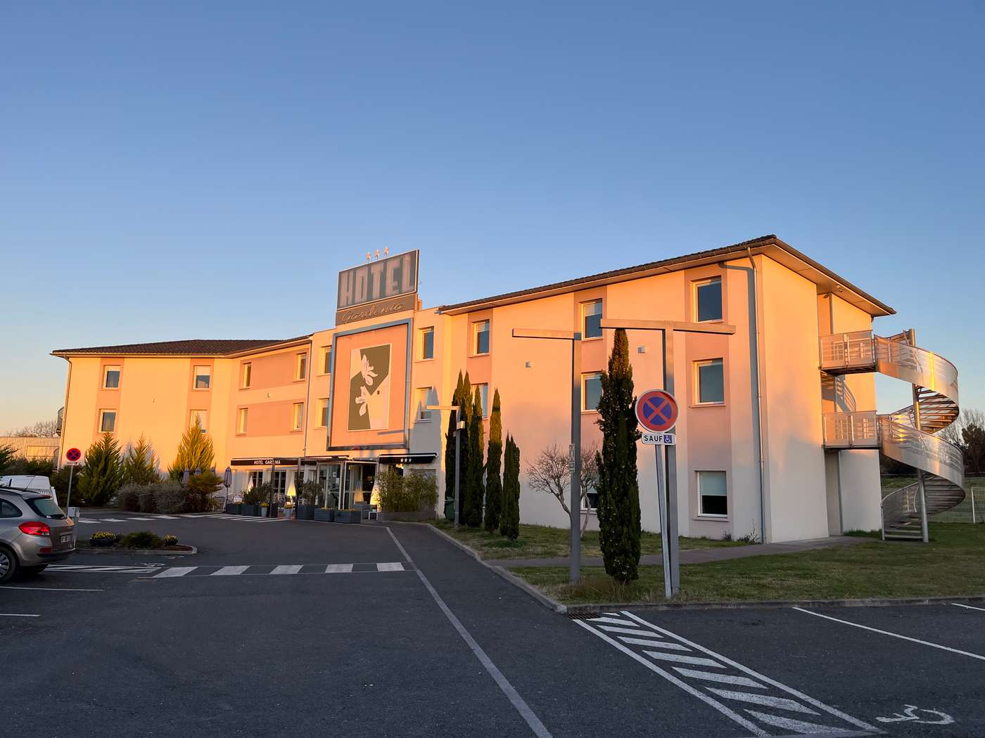 Hotel Gardenia - France - YVRAC - General view - 9
