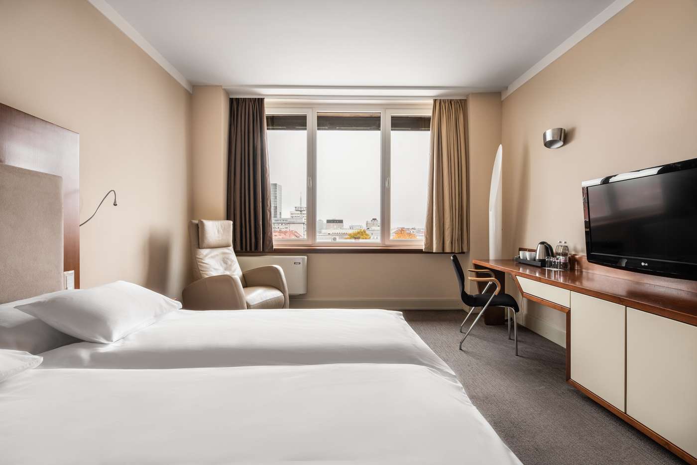 Eurostars uHotel-Slovenia-LJUBLJANA-Room-8