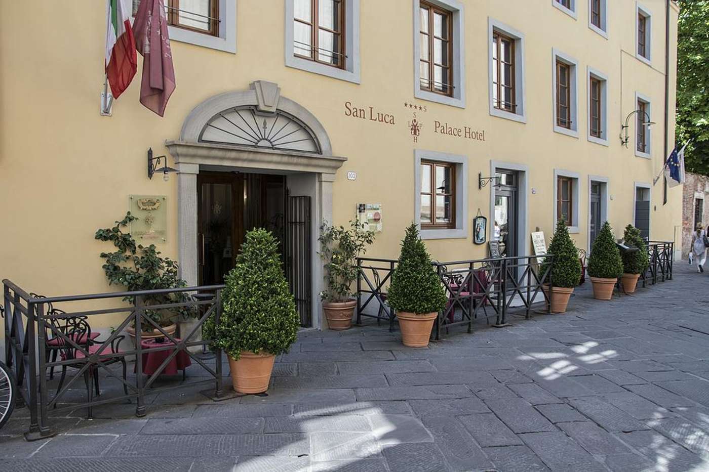 San-Luca-Palace-General-view-1
