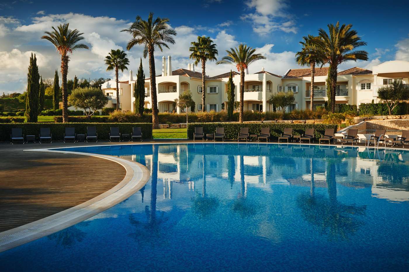 Vale-D-Oliveiras-Quinta-Resort-And-Spa-Pool-1