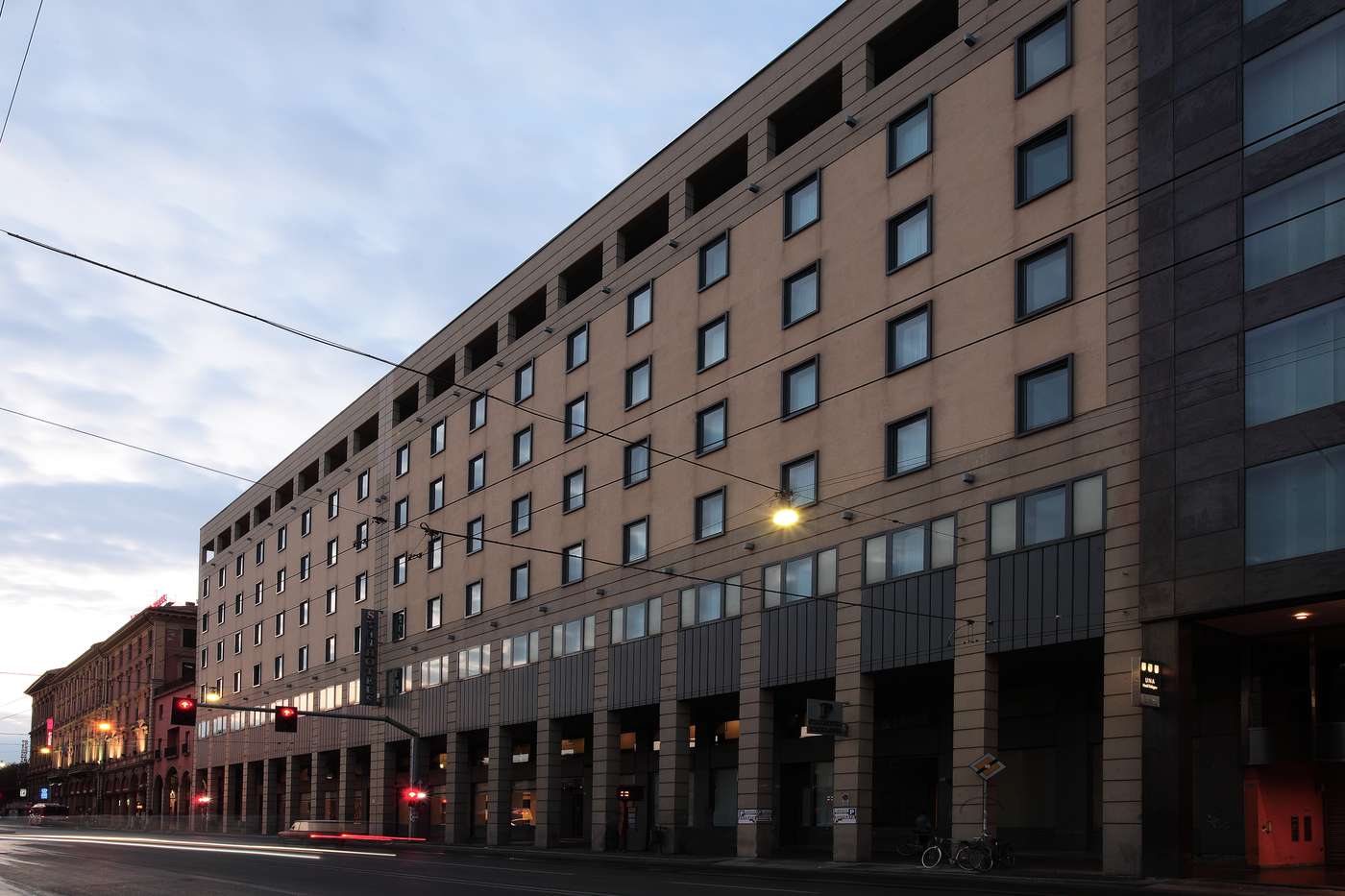 Starhotels Excelsior - Italy - BOLOGNA - General view - 8