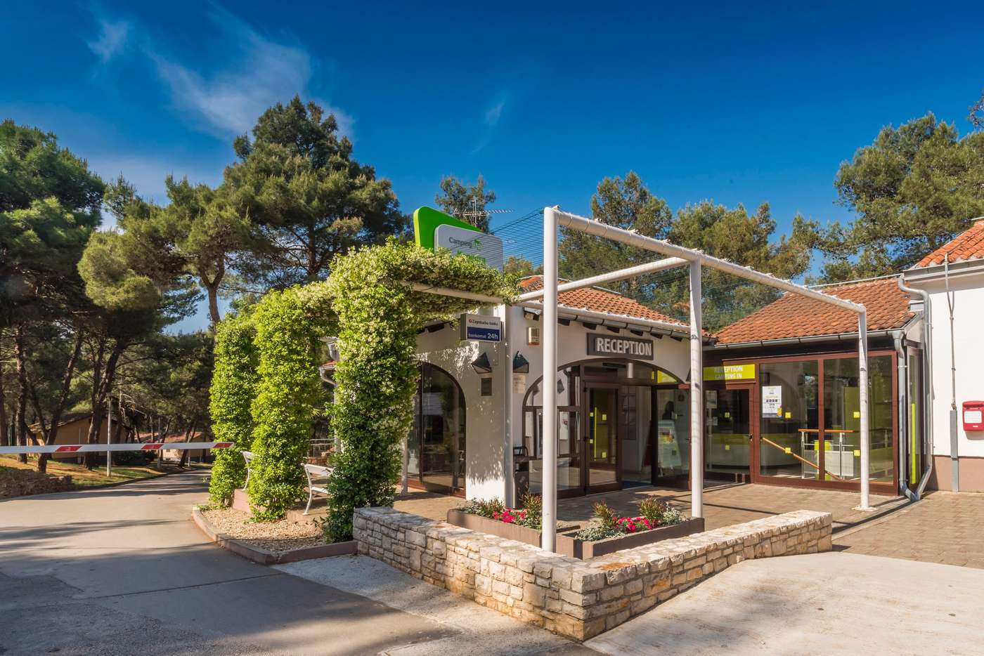 Apartments-Kanegra-Plava-Laguna-Lobby-1