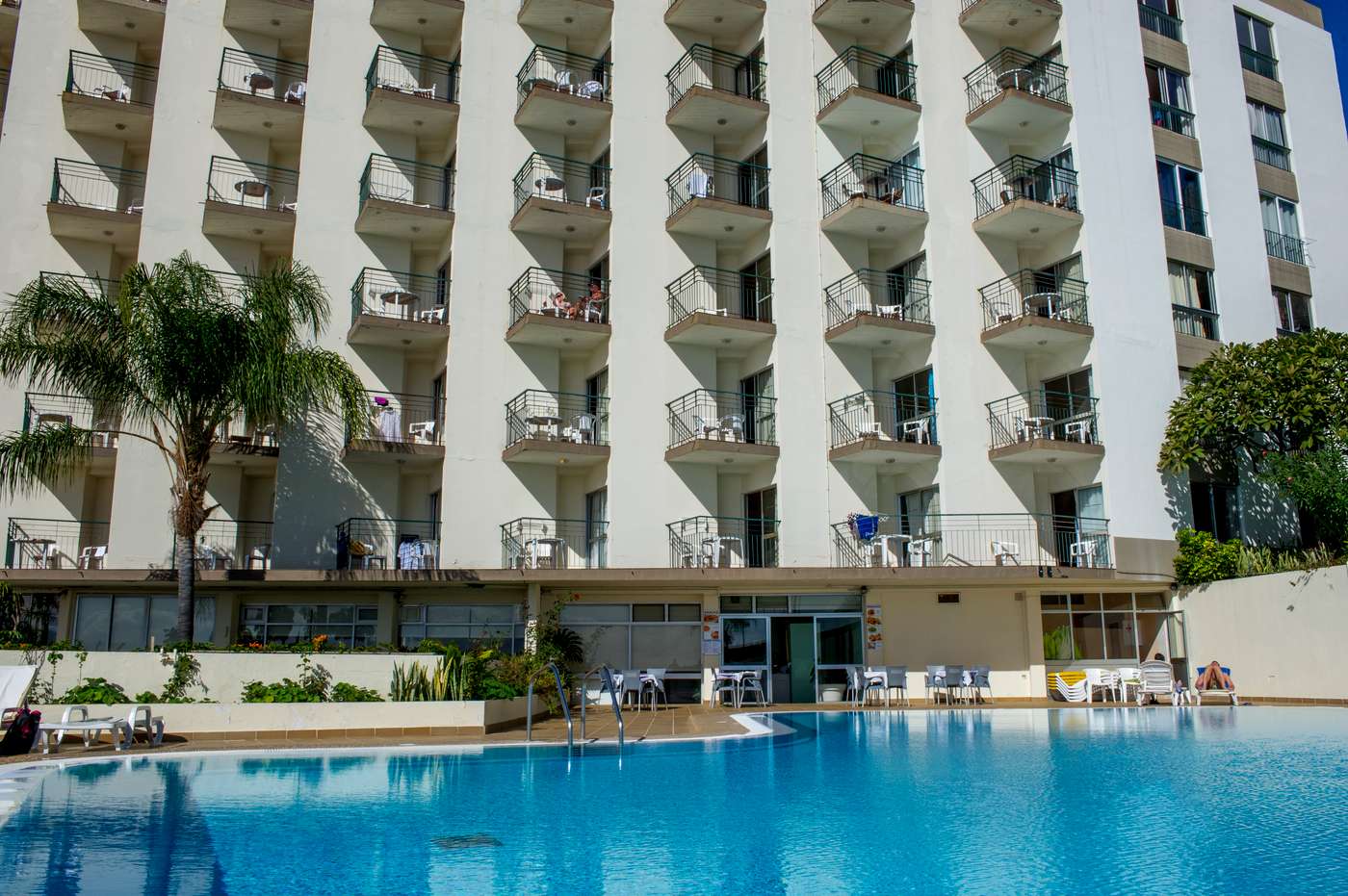 Dorisol-Florasol-Pool-1