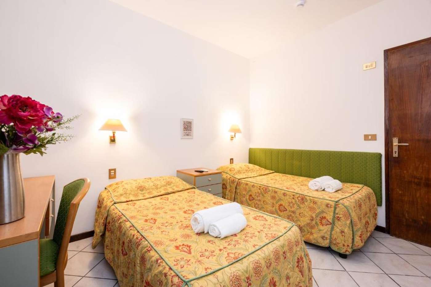 Camelia Rooms Venice-Italy-Venezia-Room-8