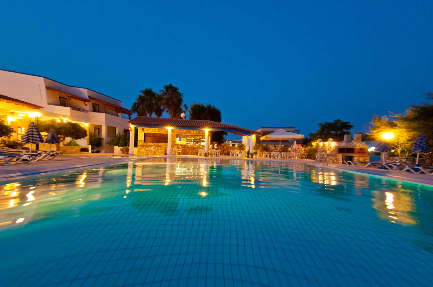 Tigaki-Star-Pool-1