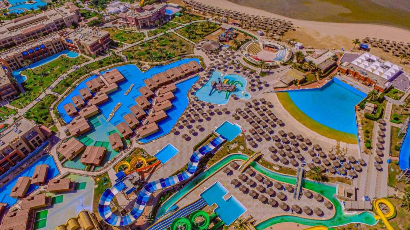 A Titanic Palace And Aquapark Resort hotel