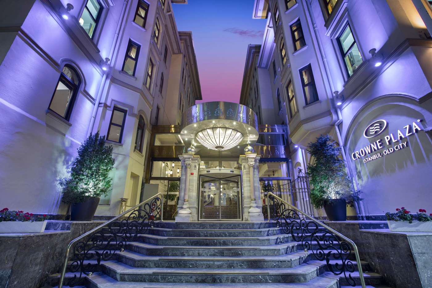 Crowne-Plaza-Istanbul---Old-City-General-view-1