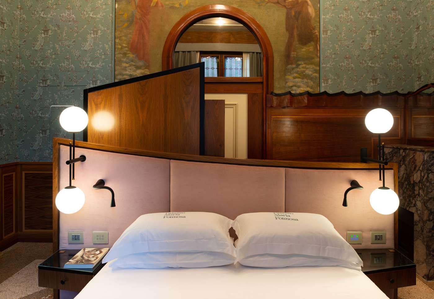 Palazzo-Maria-Formosa-Room-1