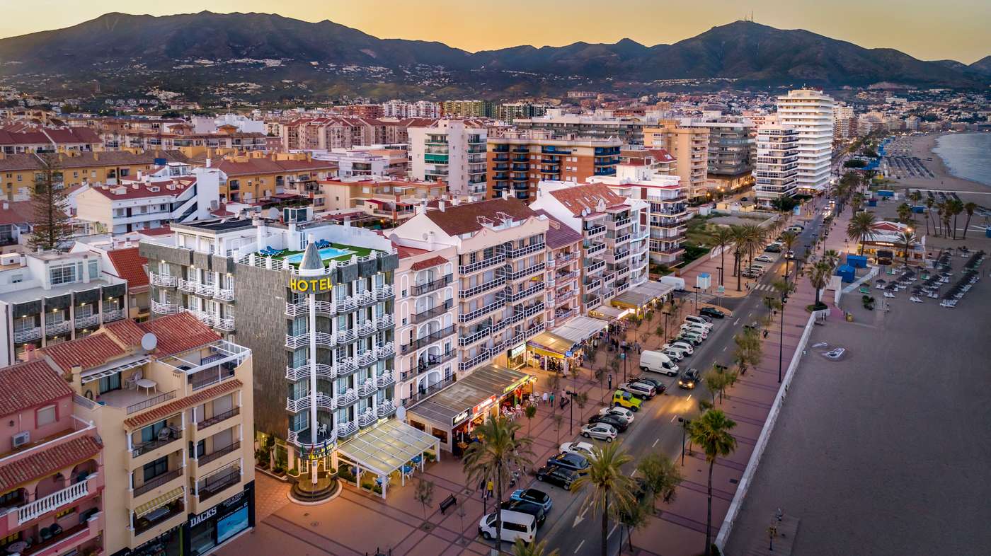 Villa-Laredo-Beach-1