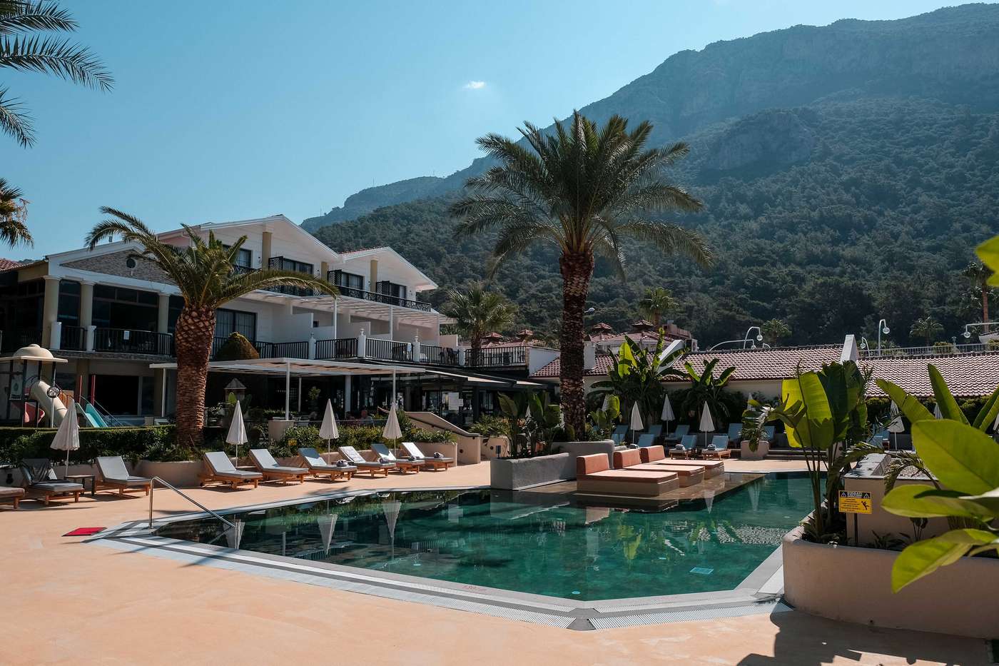 A Hotel Karbel Sun hotel
