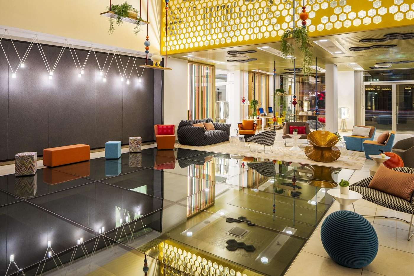 Capri-By-Fraser-Berlin-Lobby-1