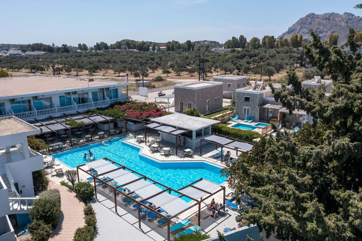 Belvita-Hotel-Terrace-1