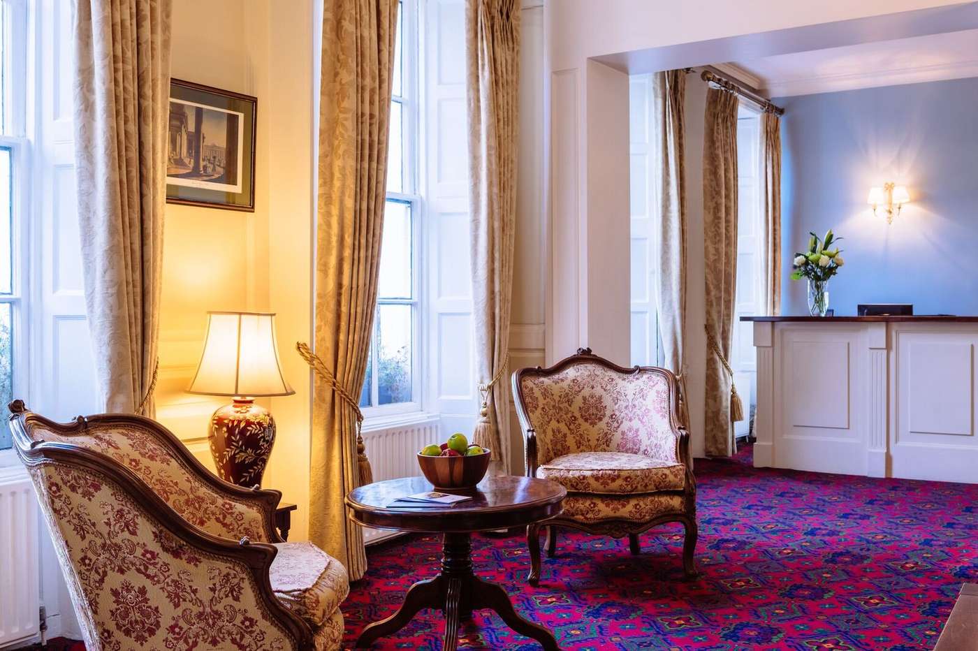 Staunton-s-on-the-Green-Lobby-1