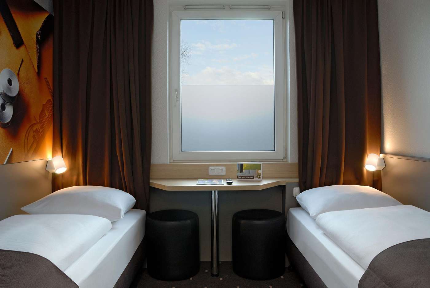 B&B Hotel Offenbach - Germany - Offenbach am Main - Room - 0