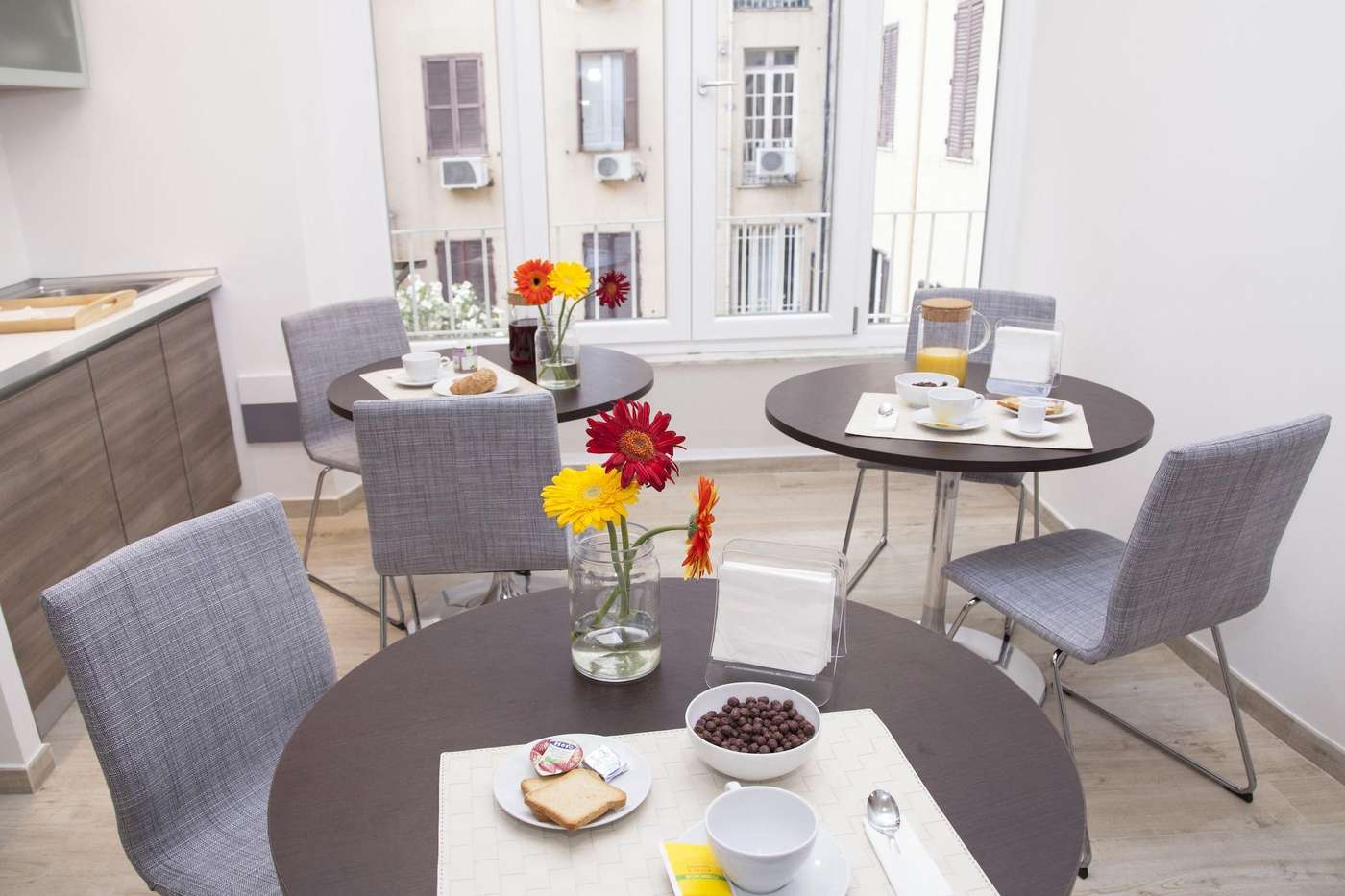 Maison-Maneli-Luxury-B-B-Room-1