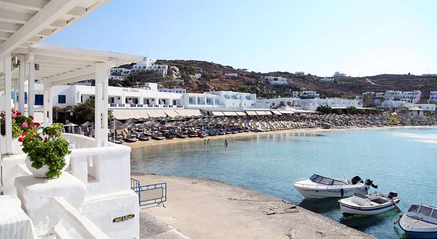 Petinos Hotel in Mykonos, Greece