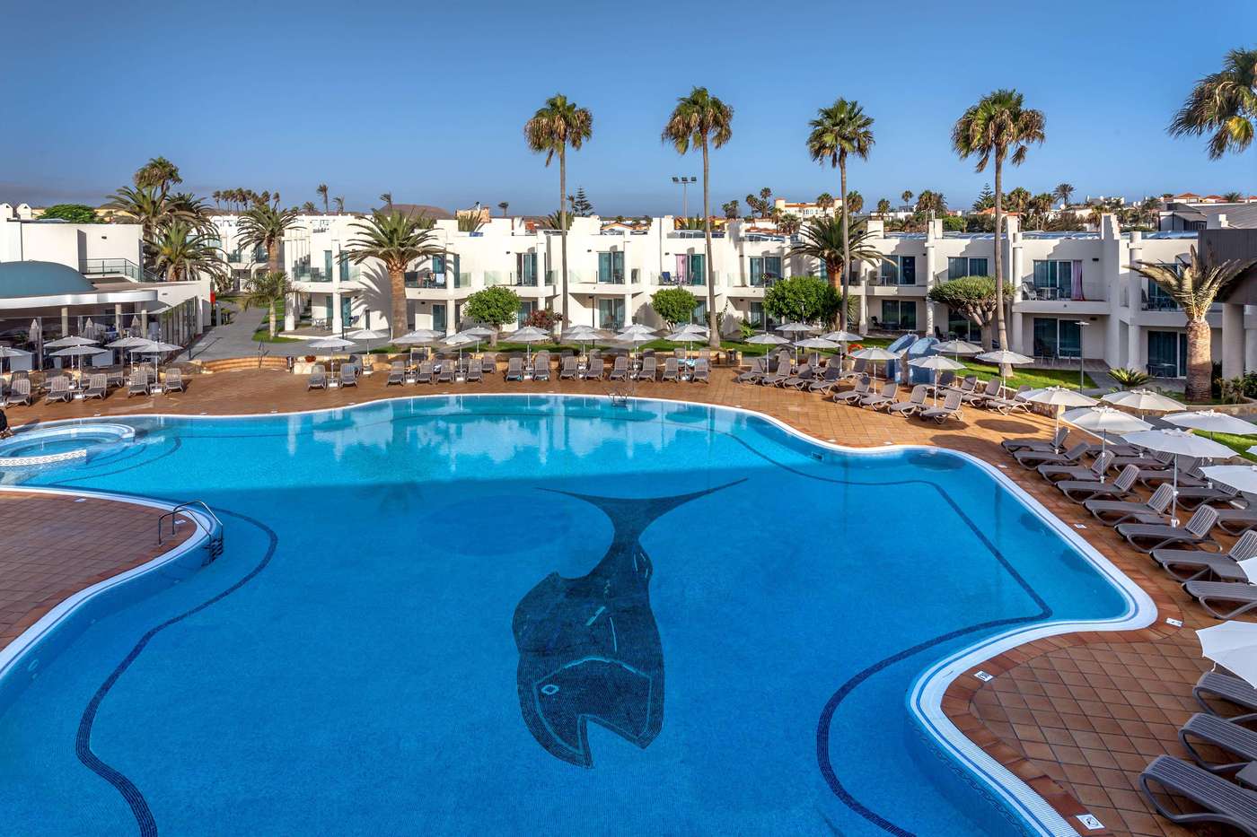 Barcelo-Corralejo-Sands-Pool-1