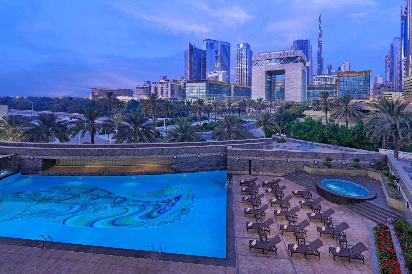 Jumeirah-Emirates-Towers-Pool-1