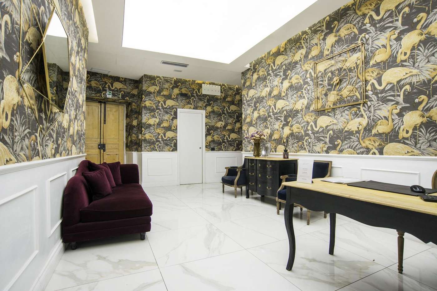 Via-Veneto-Suites-Lobby-1