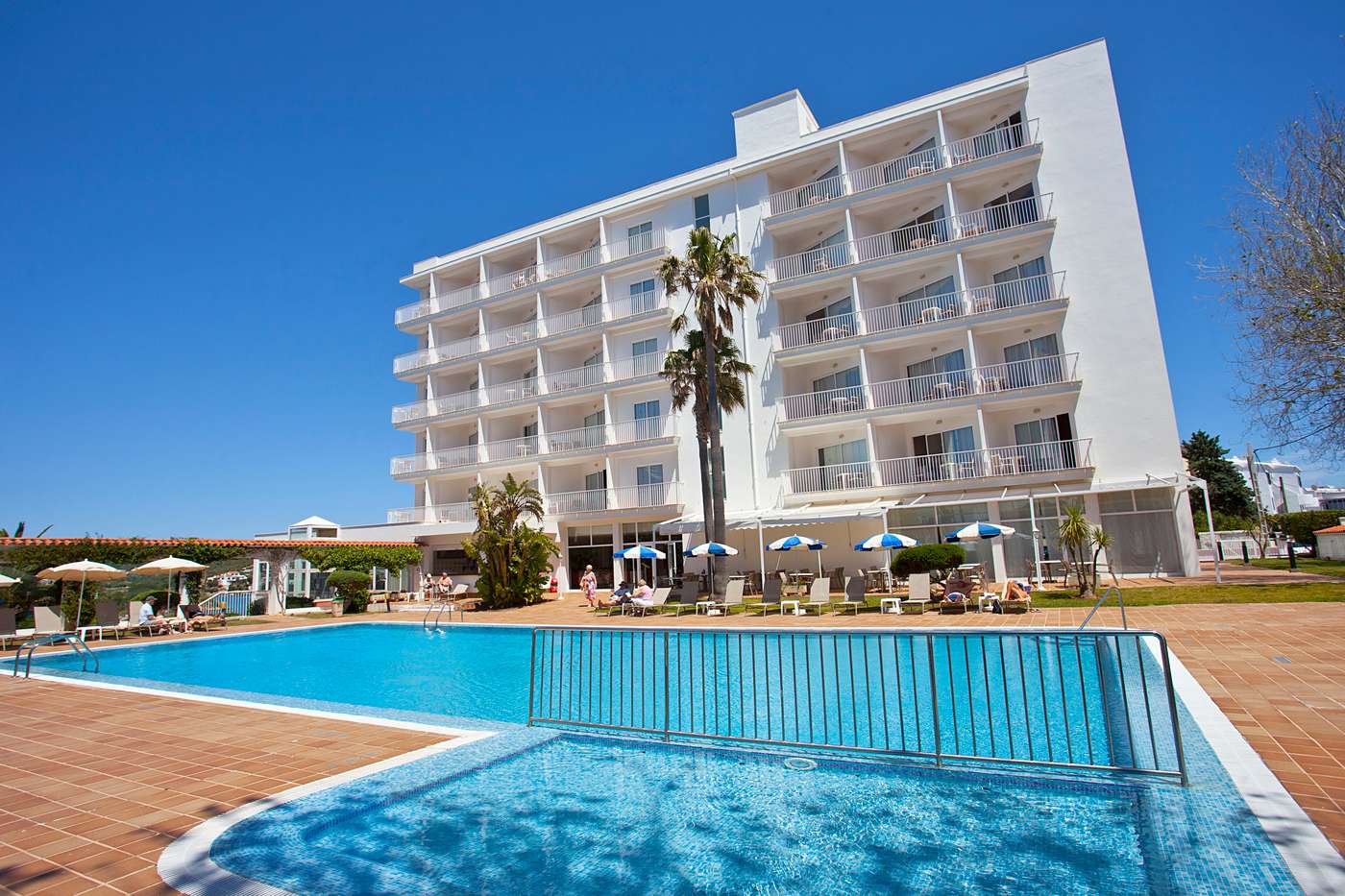 Set-Hotel-Agamenon-Pool-1