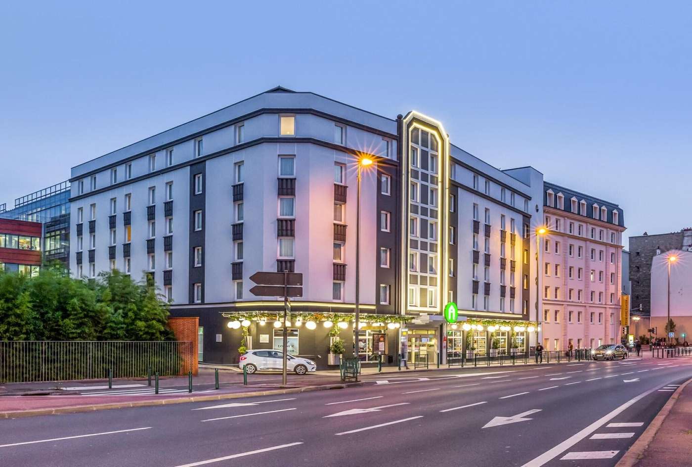 Campanile-Paris-Ouest---Pont-de-Suresnes-General-view-1