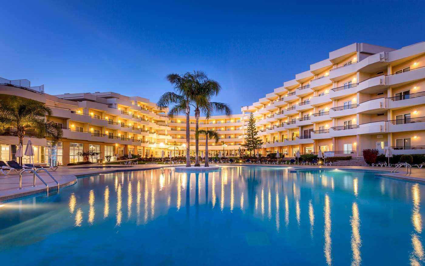 Vila-Gale-Nautico-General-view-1