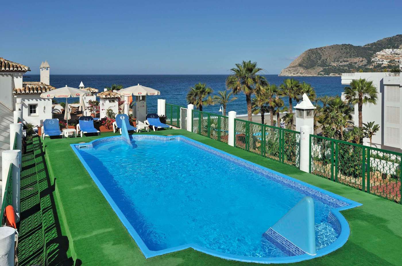 Sol-Los-Fenicios-Pool-1