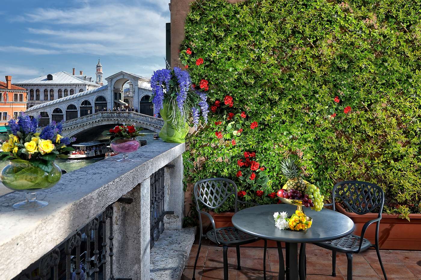 Rialto-Hotel-Terrace-1